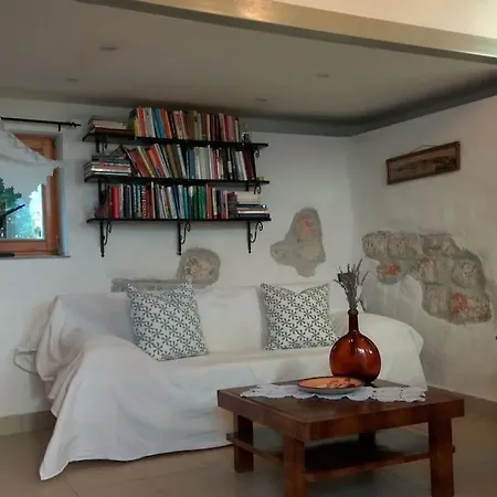 With A Parking Space Okrug Gornji, Ciovo - 15337 Apartment