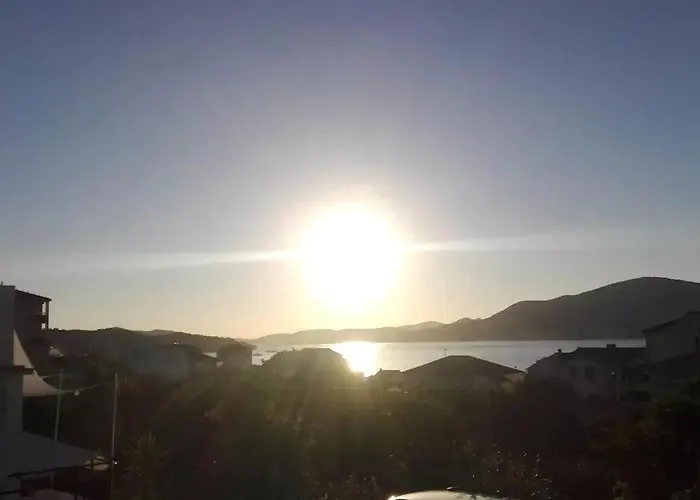 With A Parking Space Okrug Gornji, Ciovo - 15337 * Trogir