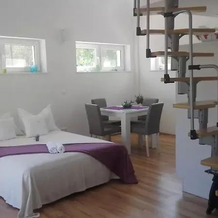 With A Parking Space Okrug Gornji, Ciovo - 15337 Апартаменты